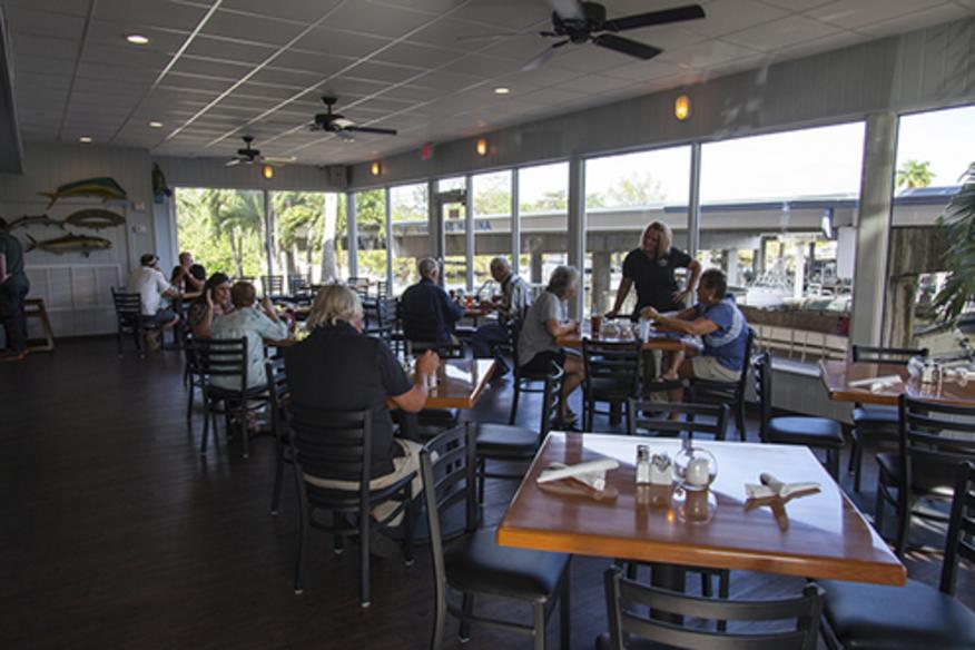 Historic Dockers Restaurant Pub Dania Beach Fl 33004