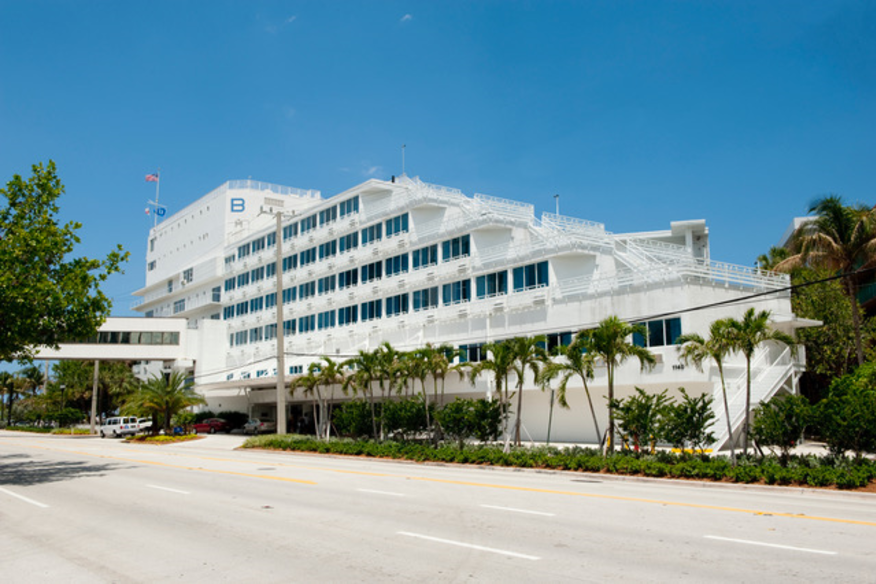 B Ocean Resort Fort Lauderdale Fl 33316 2426 Exterior Ship View