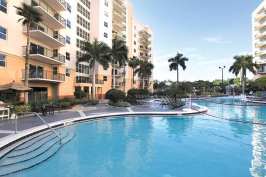 Wyndham Palm Aire Resort Spa Pompano Beach Fl 33069 9060 Wyndham Palm Aire Exterior View Gallery Pompano Beach