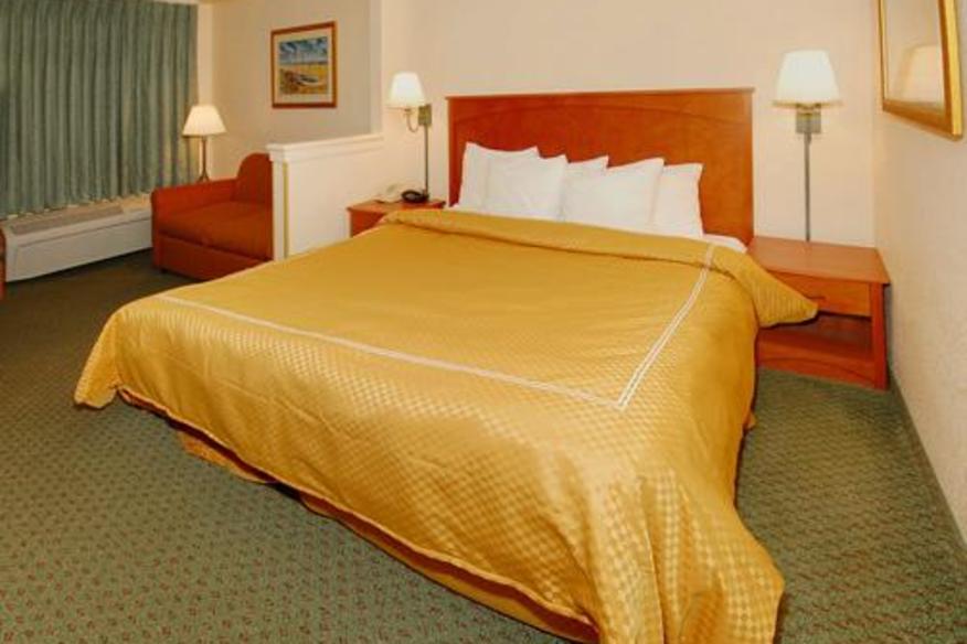 Quality Suites Deerfield Beach Hotel Fl 33442