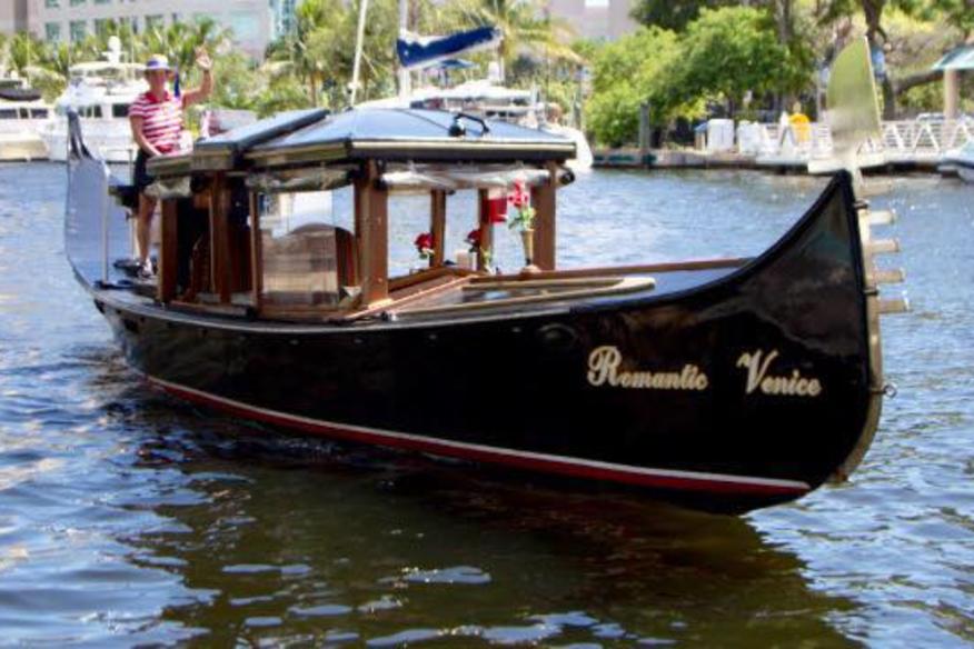 Las Olas Gondola Downtown Fort Lauderdale Fl 33301 Gondolier Martha And Venice
