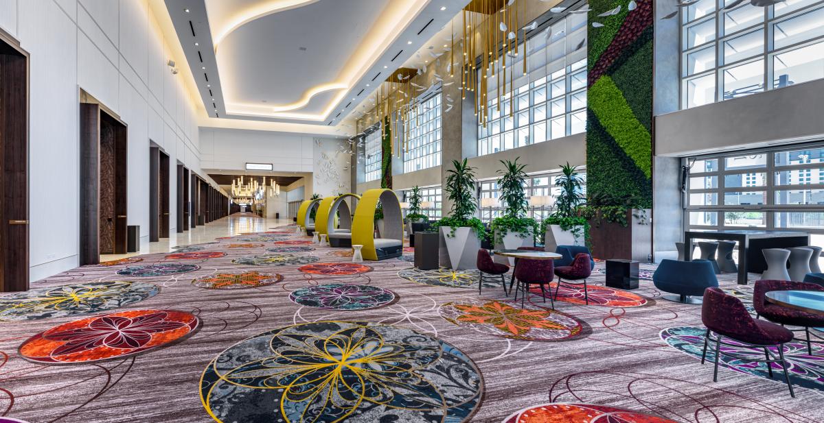 The FORUM meeting spaces at Cesars Palace Las Vegas are connected by this bright and spacious throughway.