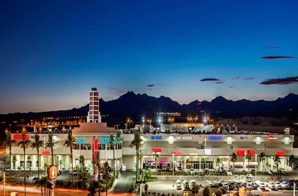 Shopping for Bargains at Las Vegas Outlet Centers
