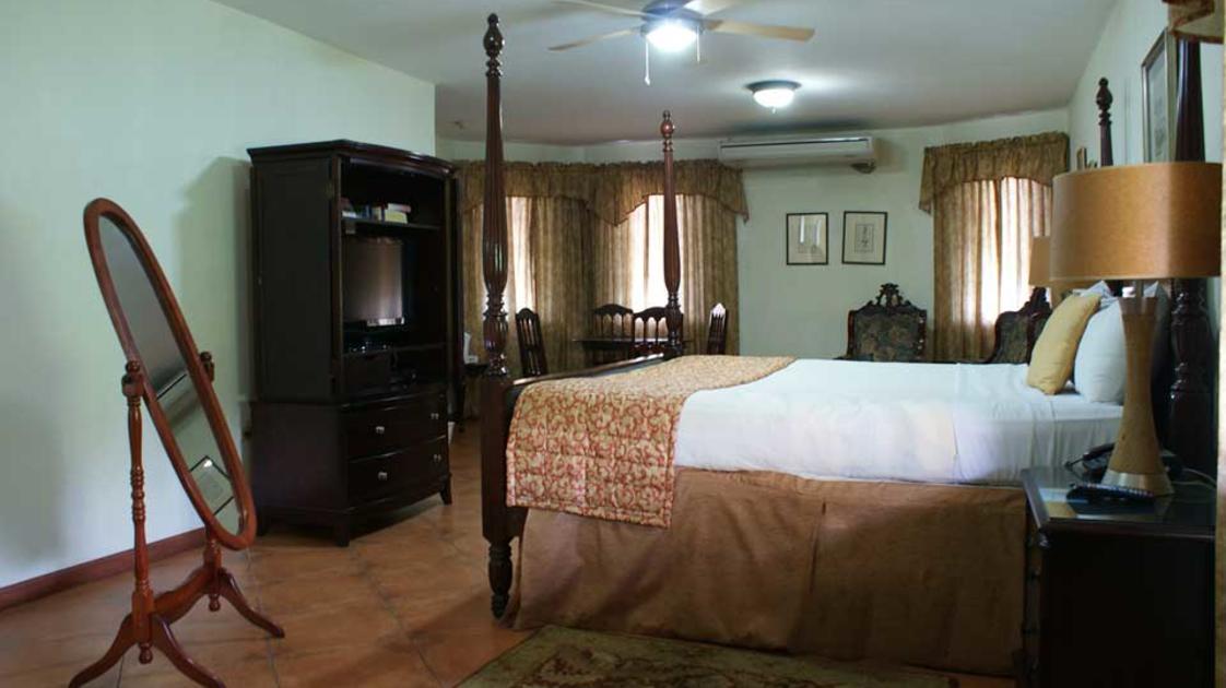 Altamont Court Hotel