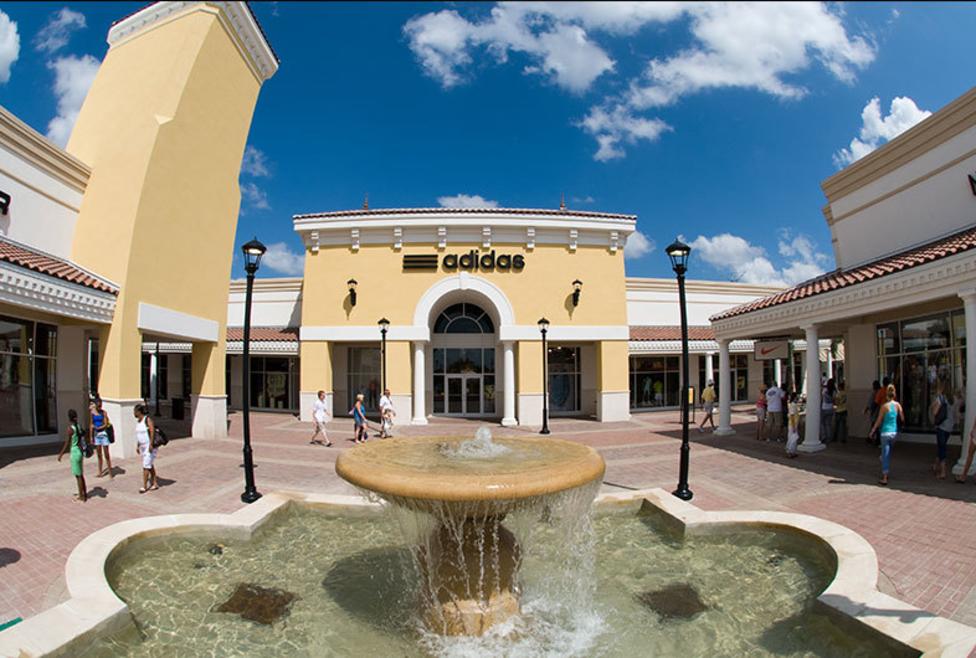 Allen Premium Outlets