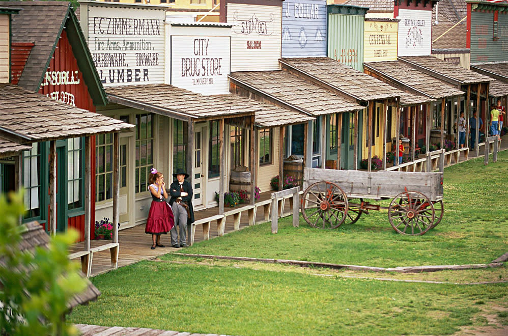New Kansas Attractions For 2020 Parks Museums Hiking