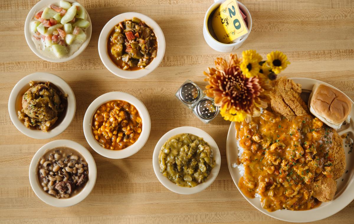 Lafayette Restaurants Explore The Plate Lunch Paradise