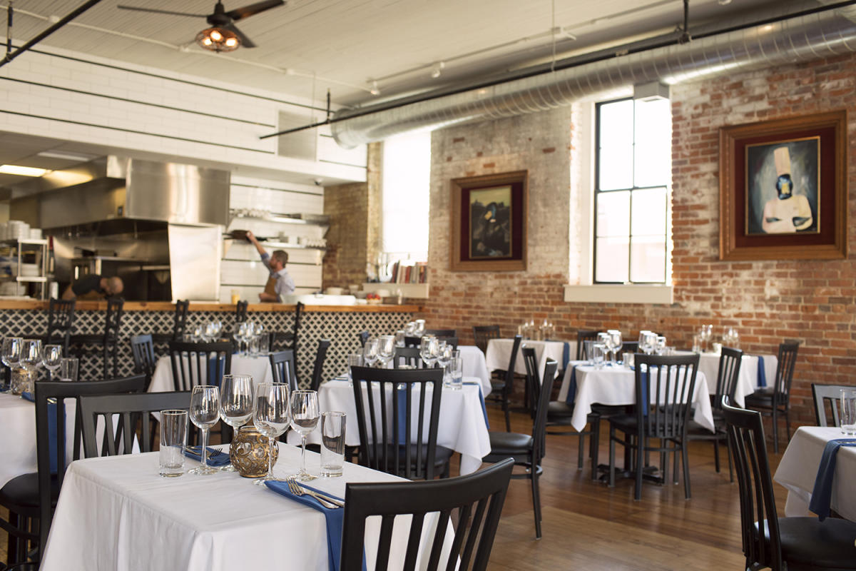 Things To Do Nightlife And Restaurants Near Mayo Civic Center Dine At Bleu Duck Kitchen In Rochester Mn