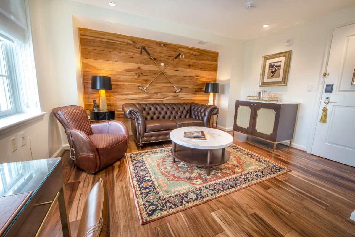 Cavalier Hotel Legacy Suites