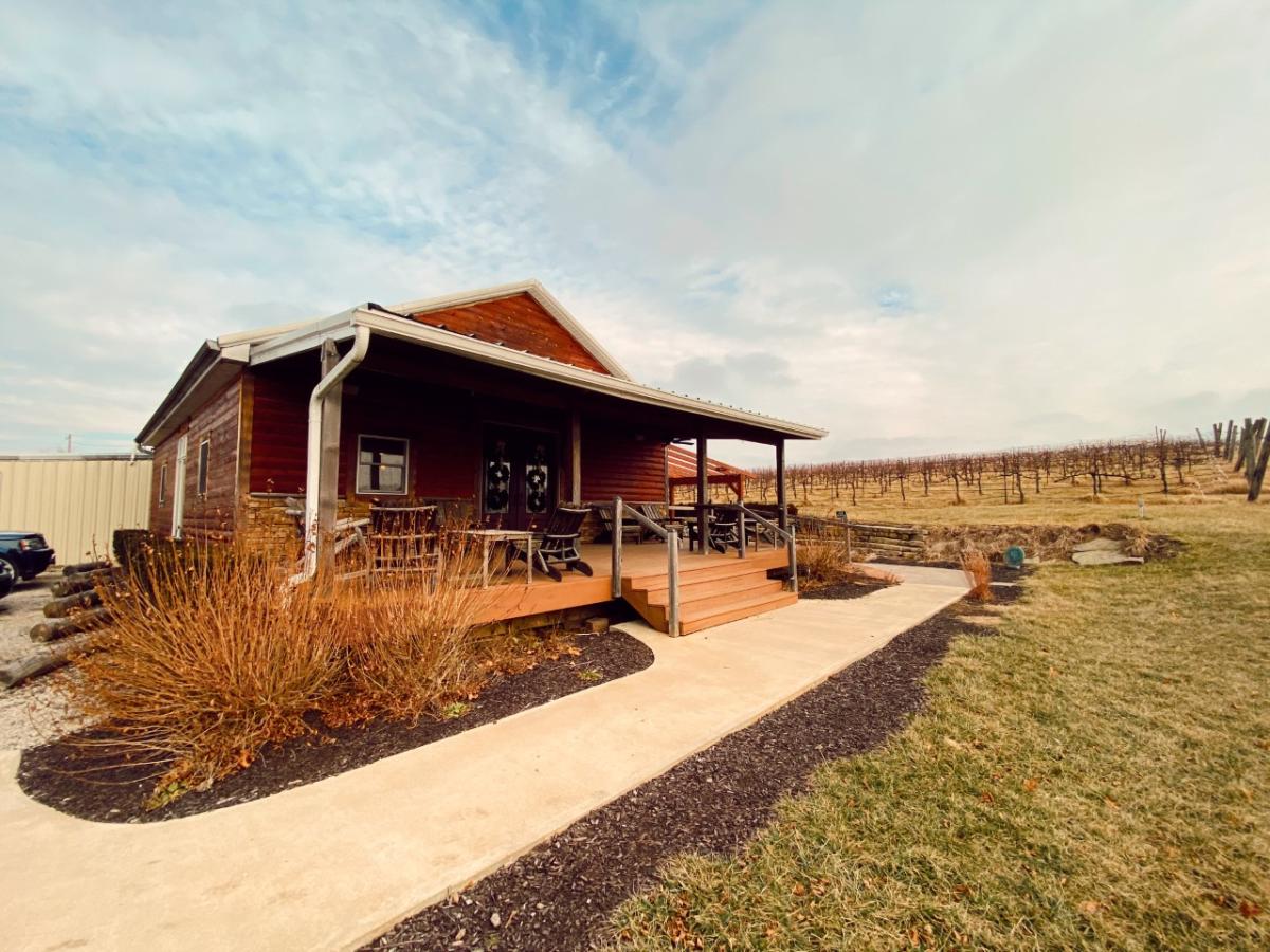 A Winter Winery Visit in Edgerton, KS White Tail Run Winery