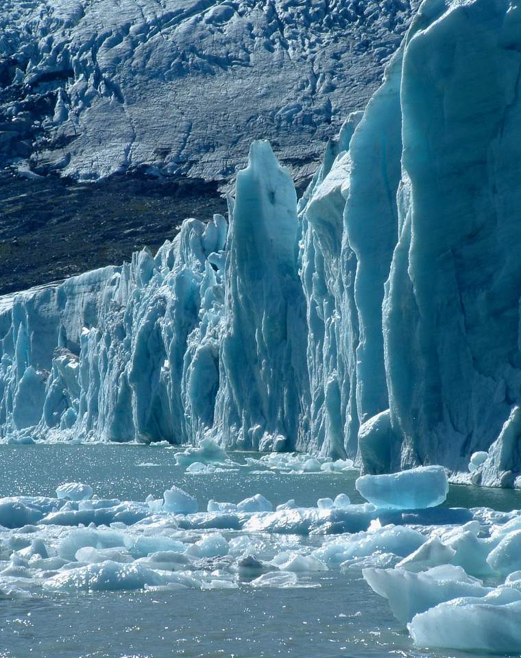 Kids special - blue ice hike