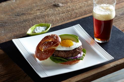 Beer and burgers: a classic pairing at Stella's