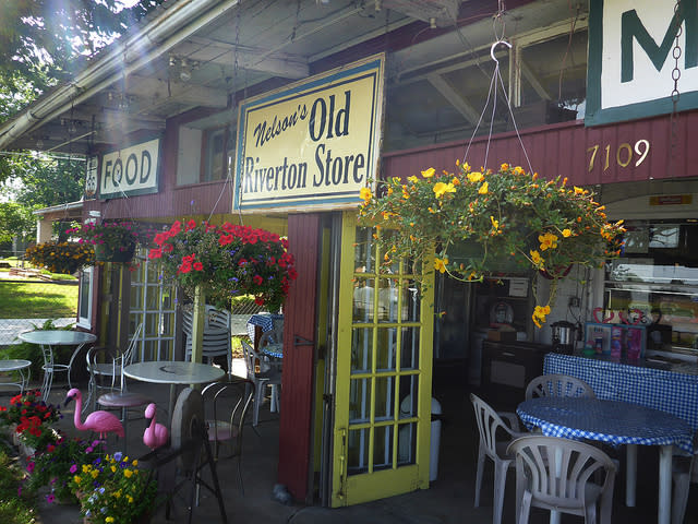Nelsons Old Riverton Store