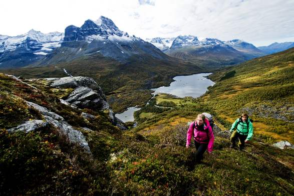 Innerdalen Norway S Most Beautiful Mountain Valley Nature Attractions Alvundeid Norway