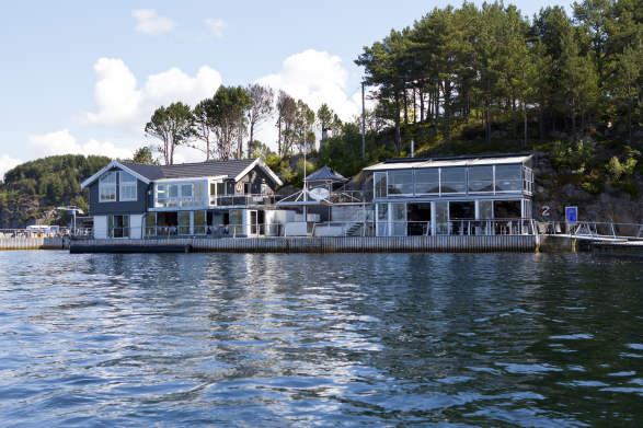Cornelius sjømatrestaurant bjørøyhamn