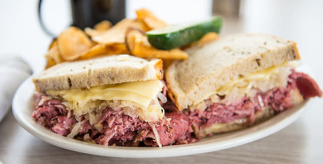 Top Hat Delicatessen Fort Lauderdale Fl 33301