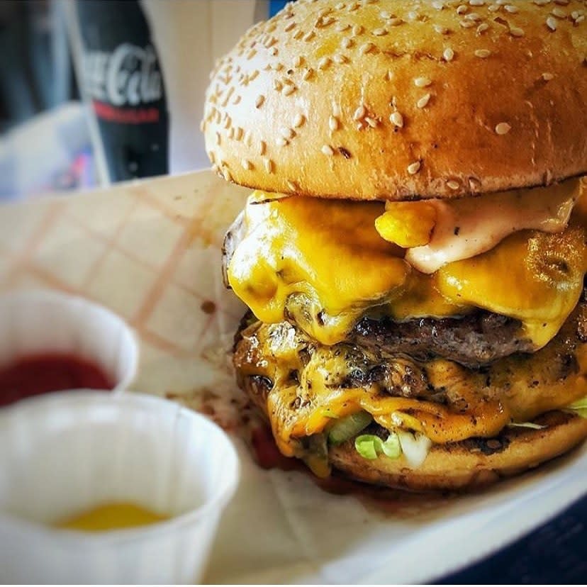 CHARM CITY BURGER COMPANY Deerfield Beach, FL 33441