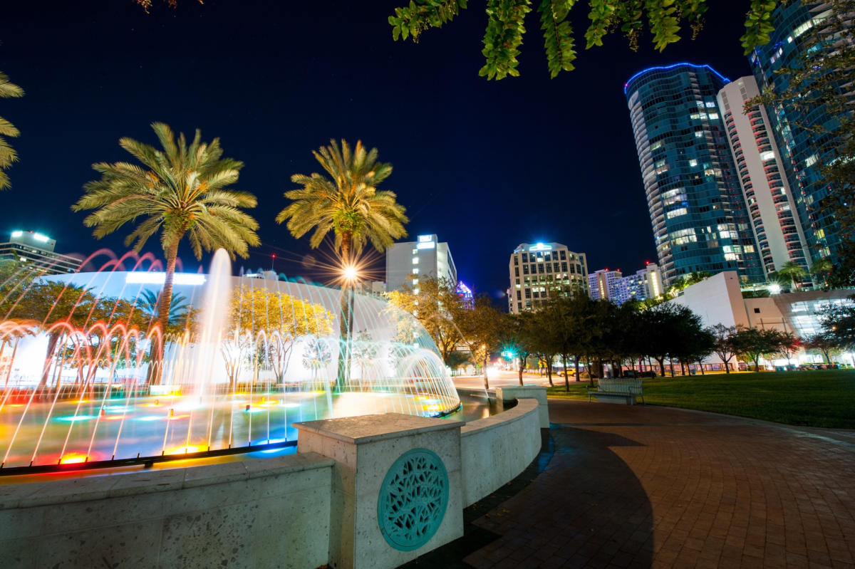 Dda Plaza Huizenga Plaza Fort Lauderdale Fl 33312