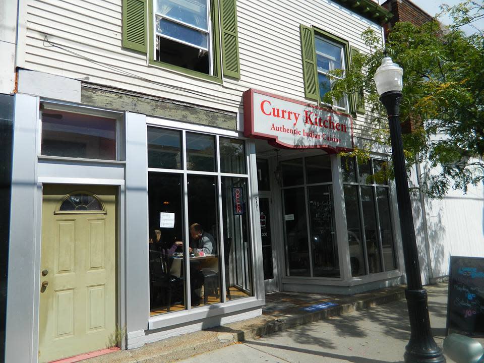 Curry Kitchen Gr Restaurants In Grand Rapids Mi