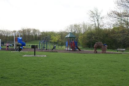 Manhattan Park Parks In East Grand Rapids Mi