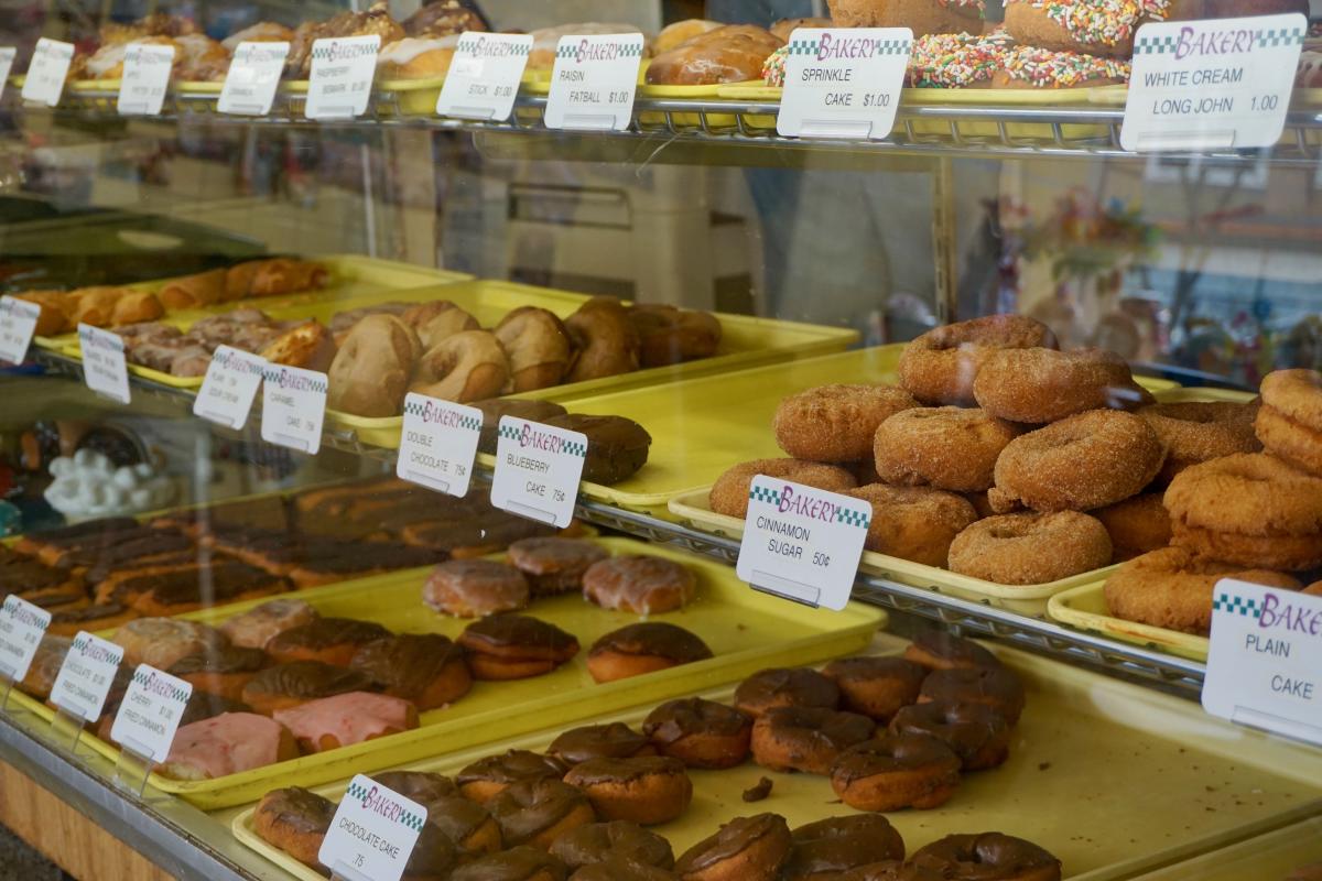 Van's Pastry Shoppe Restaurants in Grand Rapids, MI