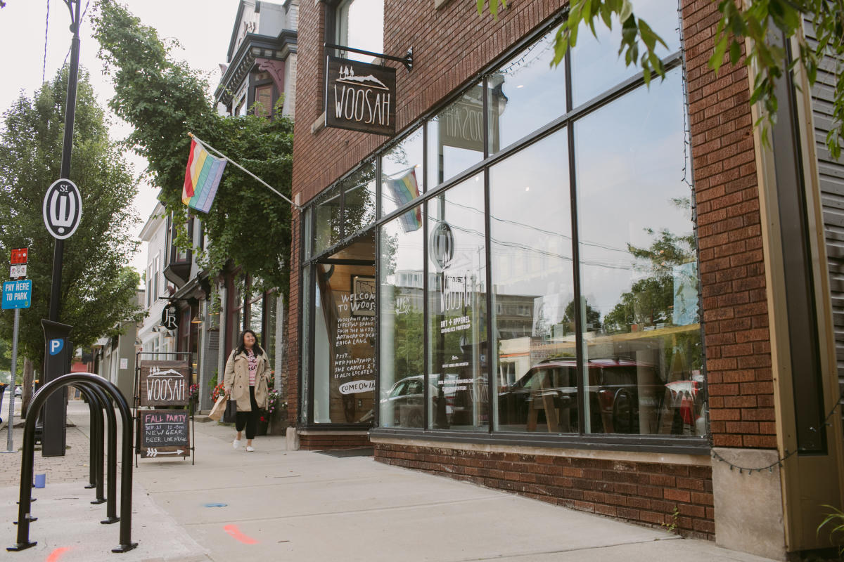 Woosah Shopping in Grand Rapids, MI