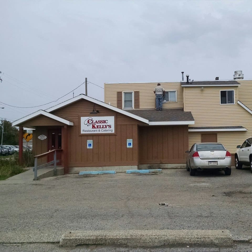 Classic Kelly's Family Restaurant Restaurants in Cedar Springs, MI