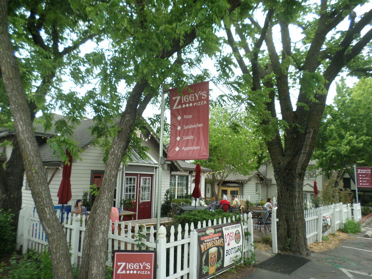 Ziggy's Pizza Clifton Square Wichita, KS 67208