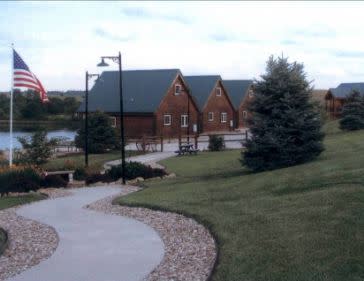 Country Cabins | Hiawatha, KS 66434