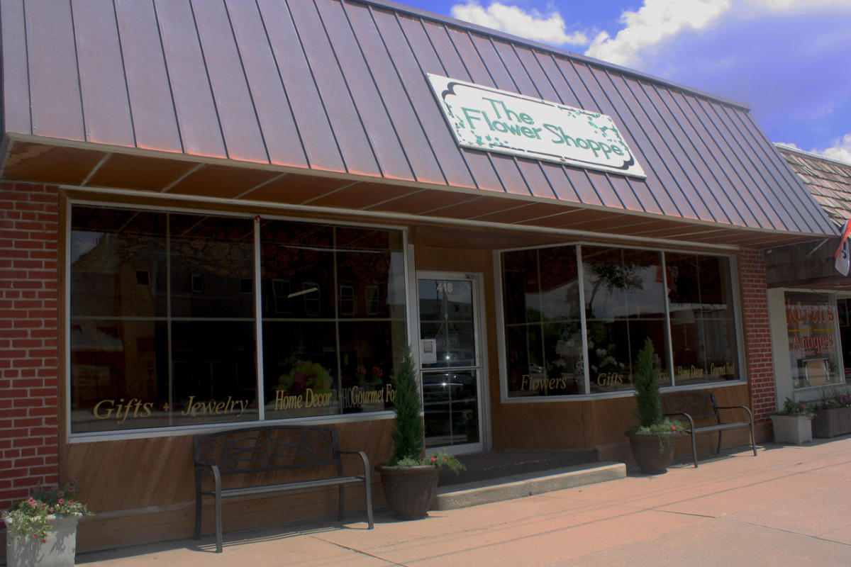 The Flower Shoppe Tribune, KS 67879