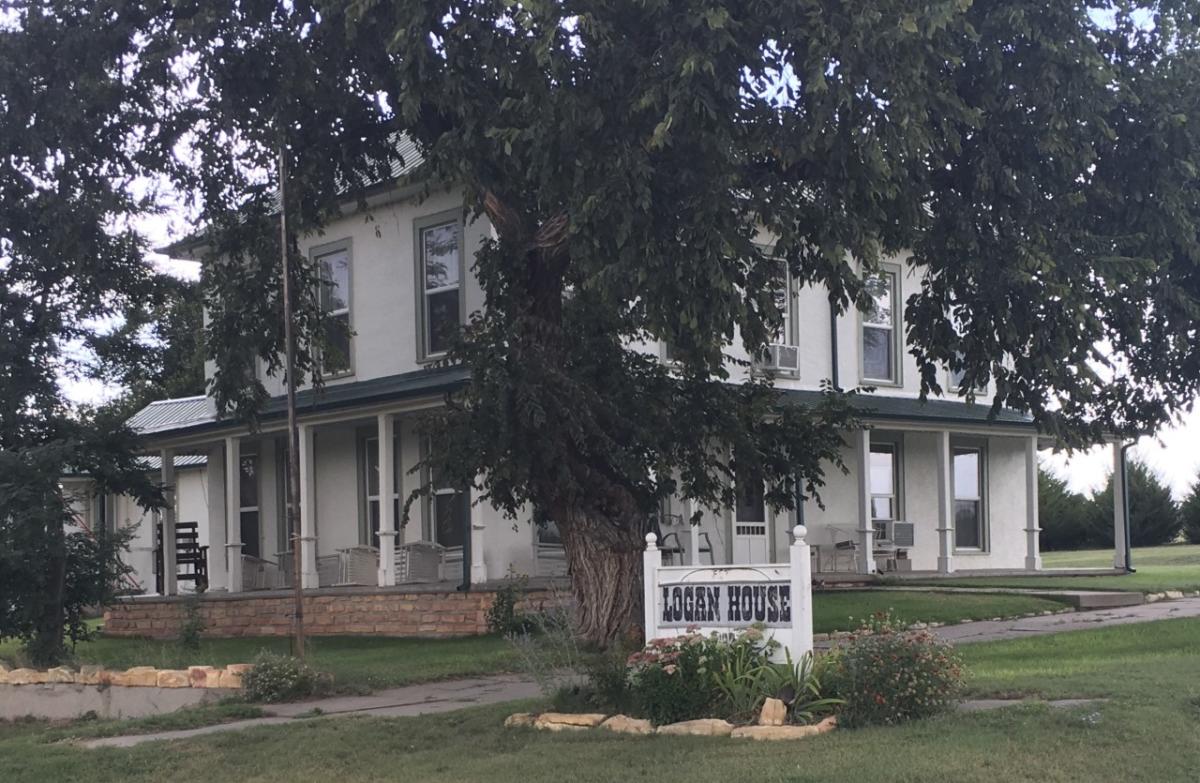 Logan House Hotel Russell Springs, KS 67764