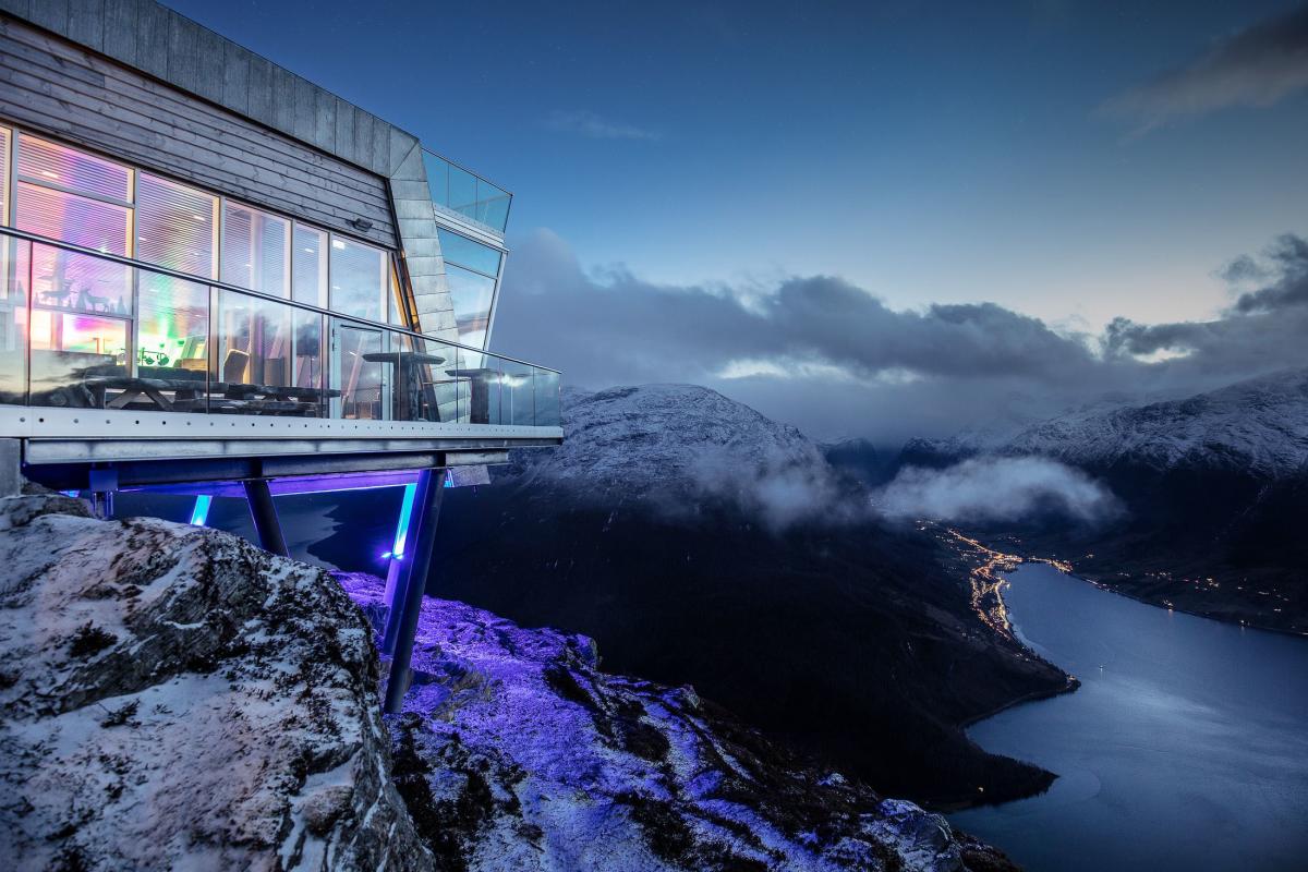 Hoven Restaurant Restaurants Stryn Norway