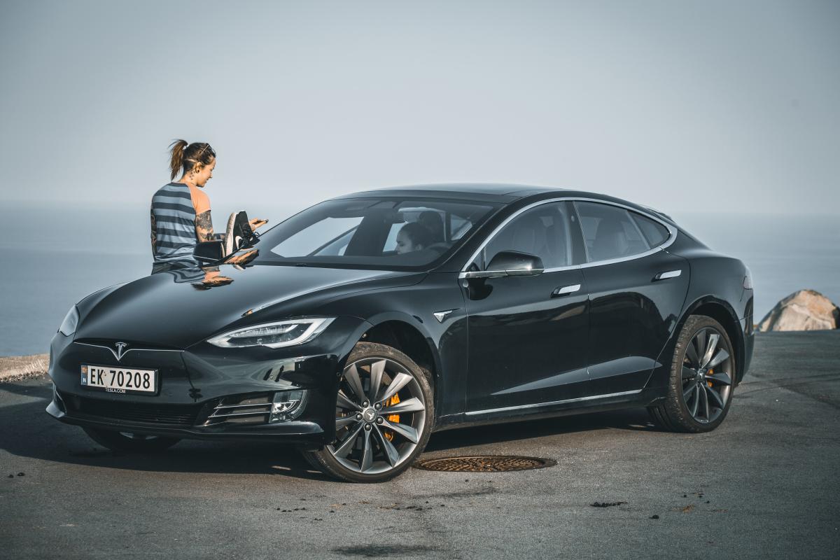 Avis Stryn Car Rental Asker Norway