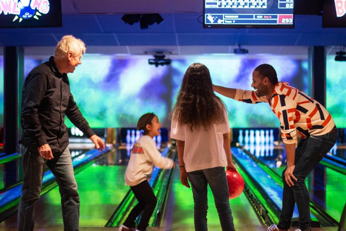 Royal bowling and billiard Ball Games Bodø Norway