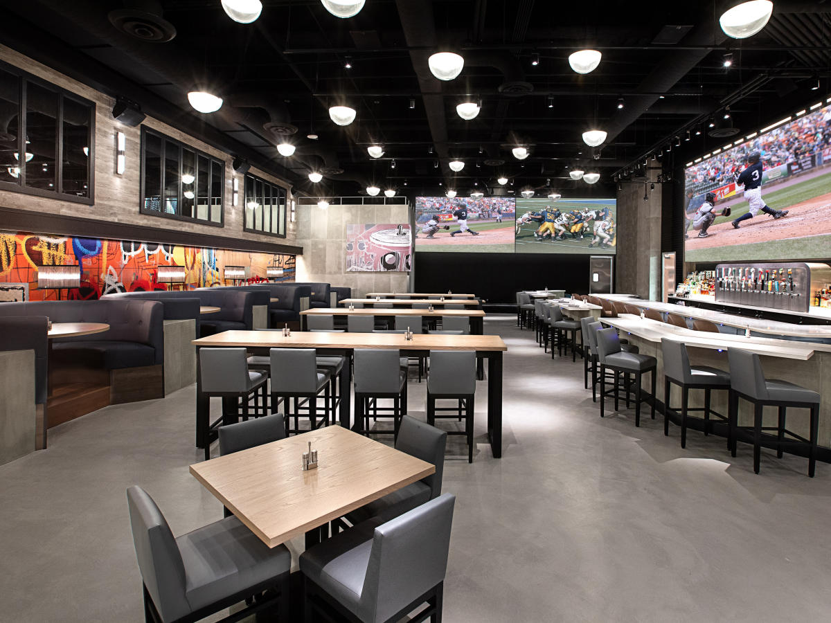 PT's Wings & Sports | Las Vegas, NV