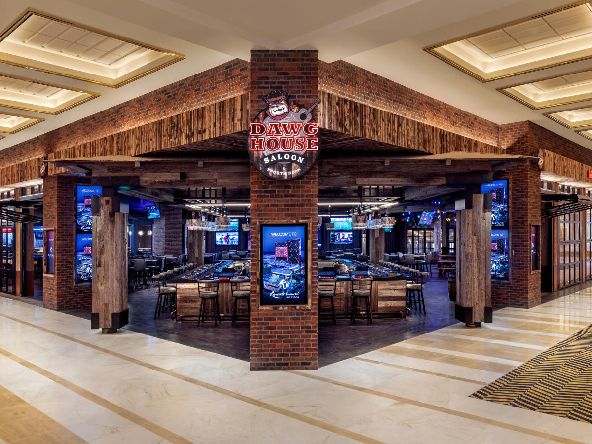 Dawg House Saloon Sportsbook Las Vegas Nv