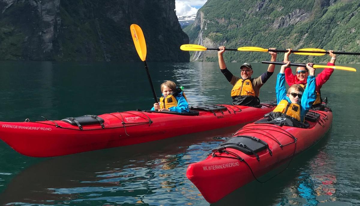 Discover Kayaking - Geiranger Kayak Center