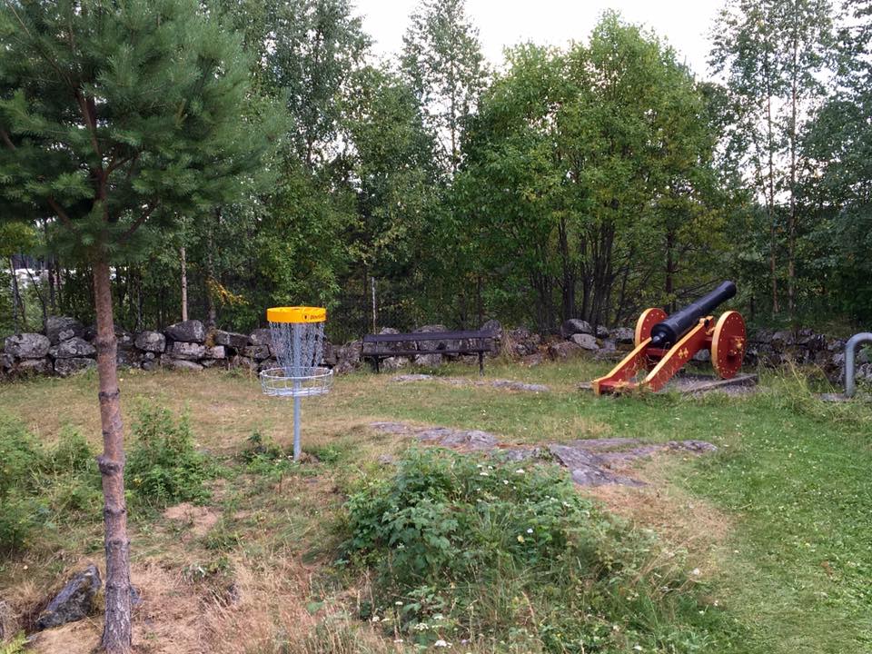 christiansfjeld disc golf park ball games elverum norway