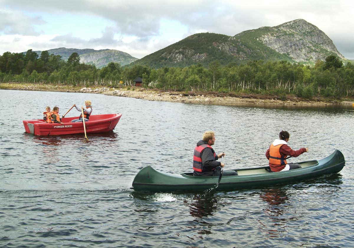 Boat and canoe rental