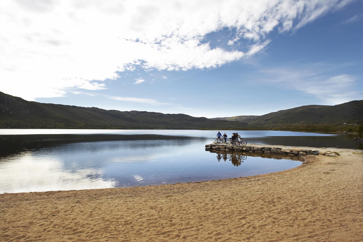 The Ustedalsfjorden Tour