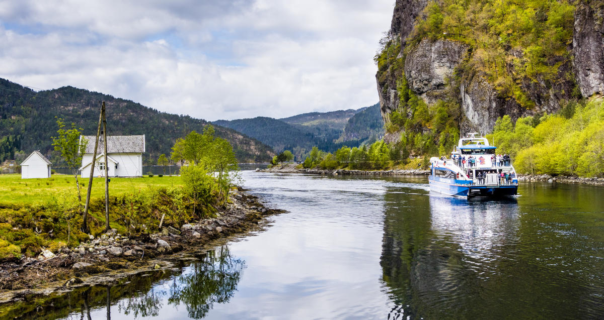 Fjordcruise Bergen Mostraumen Fjord & Coastal Cruise Bergen Norway