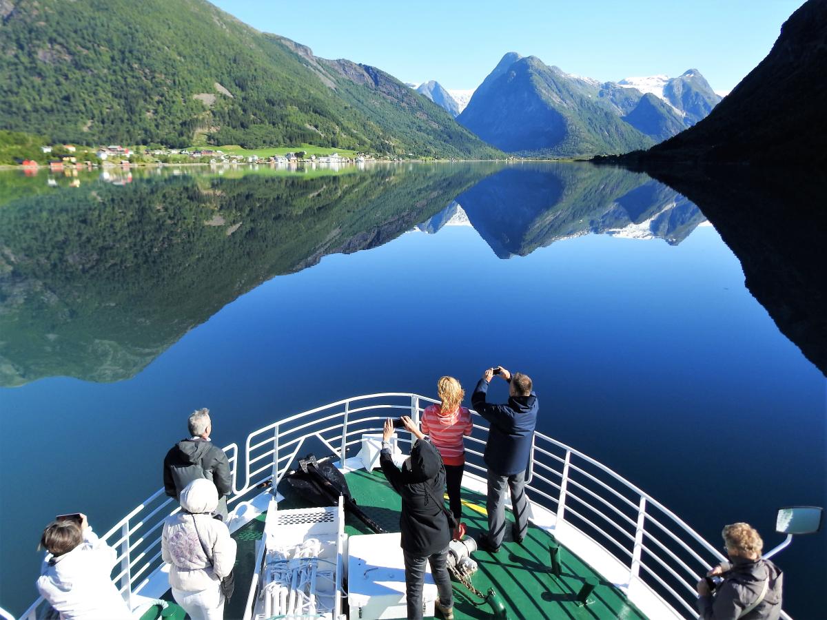 Fjord cruise to Sognefjord, Fjærland and Bøyabreen Glacier | Fjord & Coastal Cruise | Bergen | Norway