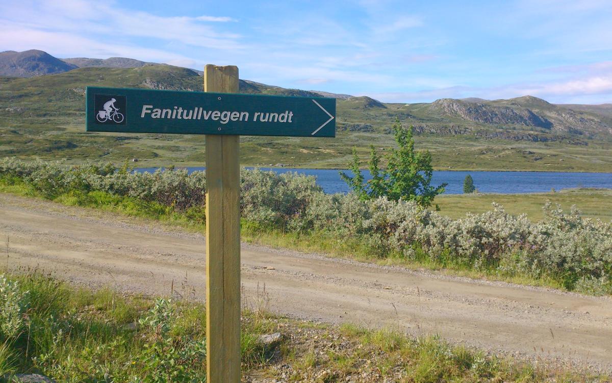 Fanitullvegen rundt Biking   l Norway