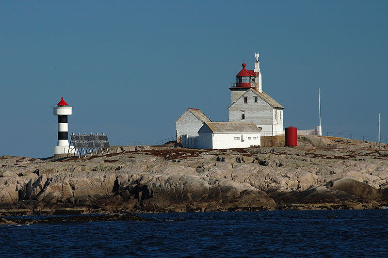 Finnvær lighthouse