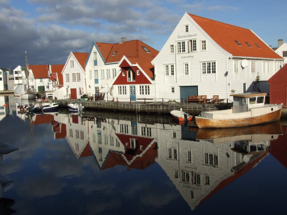 Guided tour to Skudeneshavn with guidecompaniet