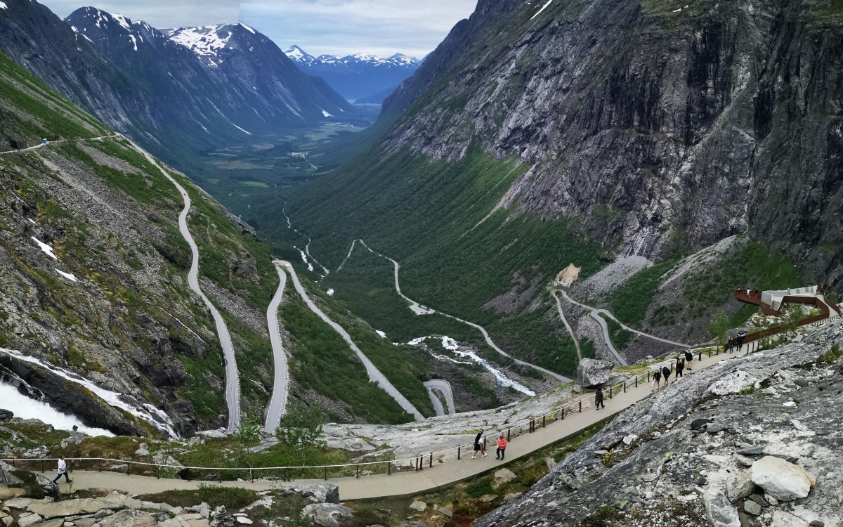 Ålesund Trollstigen round trip Sightseeing Ålesund Norway