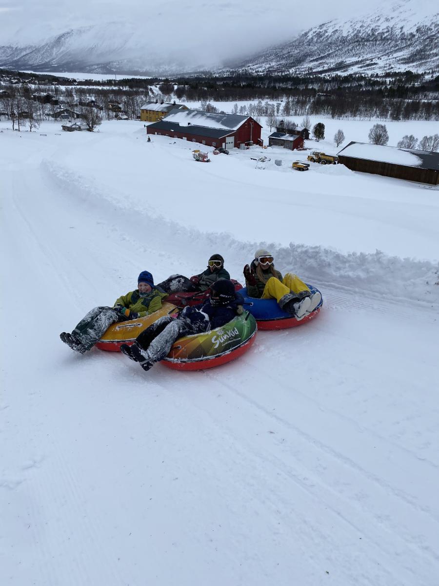 Fun with snowtubes! Winter Without Skis Lønset Norway
