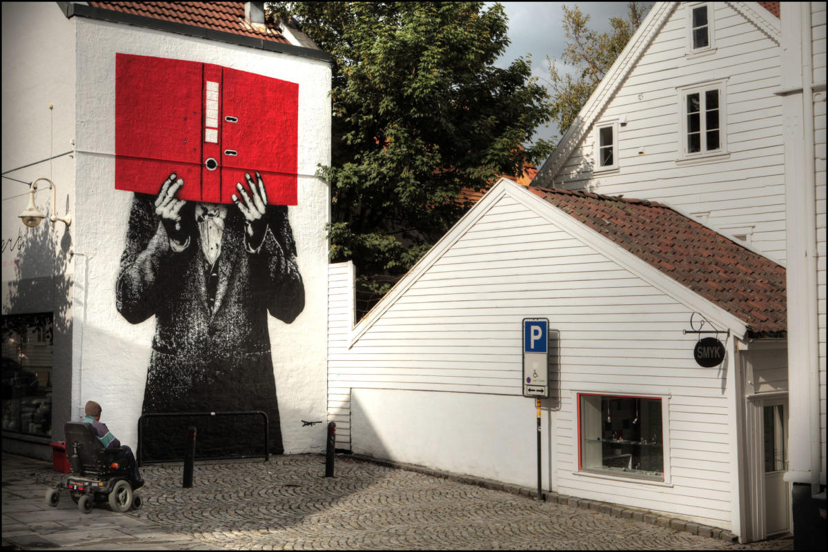 Stavanger Street Art: "Dünkelziffer" by dotdotdot