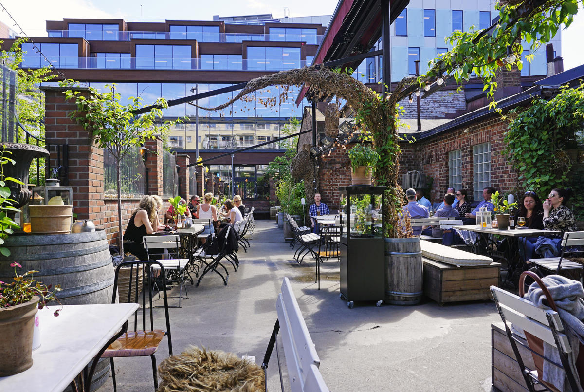 Oslo Mekaniske Verksted Pubs & Bars Oslo Norway