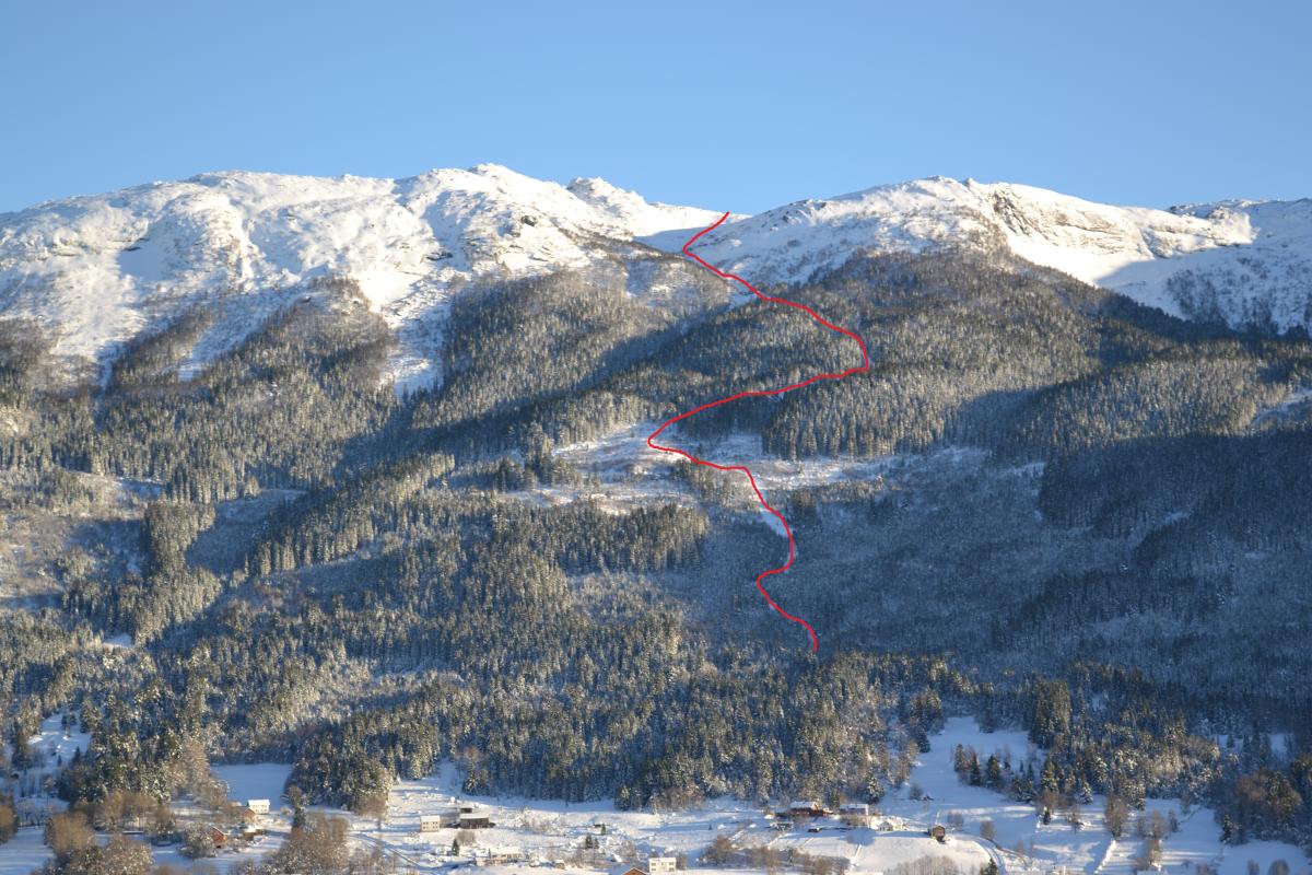 Randonnee skiing in Sondrelåmi, Valle